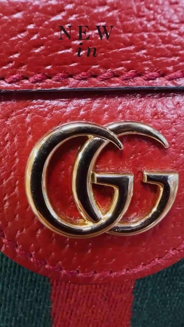 New in! 😍
#Gucci Ophidia GG Flora 2-way bag Limited Edition