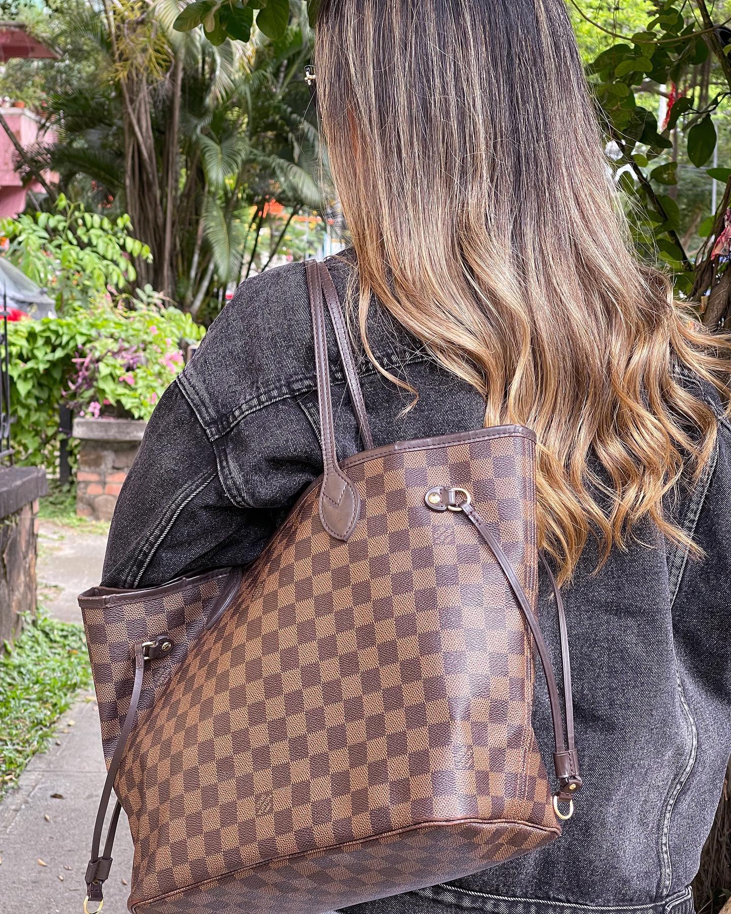 Happiness is .. a new dream bag💘
⠀⠀⠀⠀⠀⠀⠀⠀⠀
Shop #LouisVuitton and more at our web: shopgoturbag.com.
.
#GotUrBag #GUB #GUBbies #WeGotUrBag #LuxuryConsignment #OnlyAuthentic